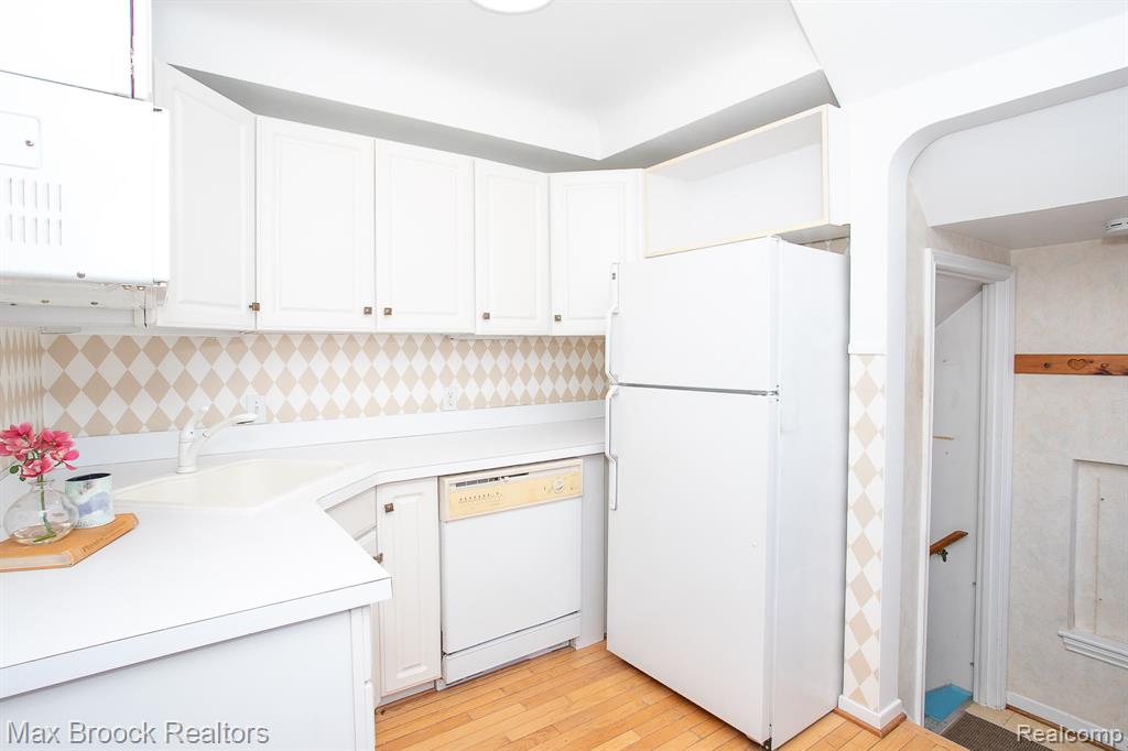 10034 Lasalle Boulevard, Huntington Woods, MI — Photo 15