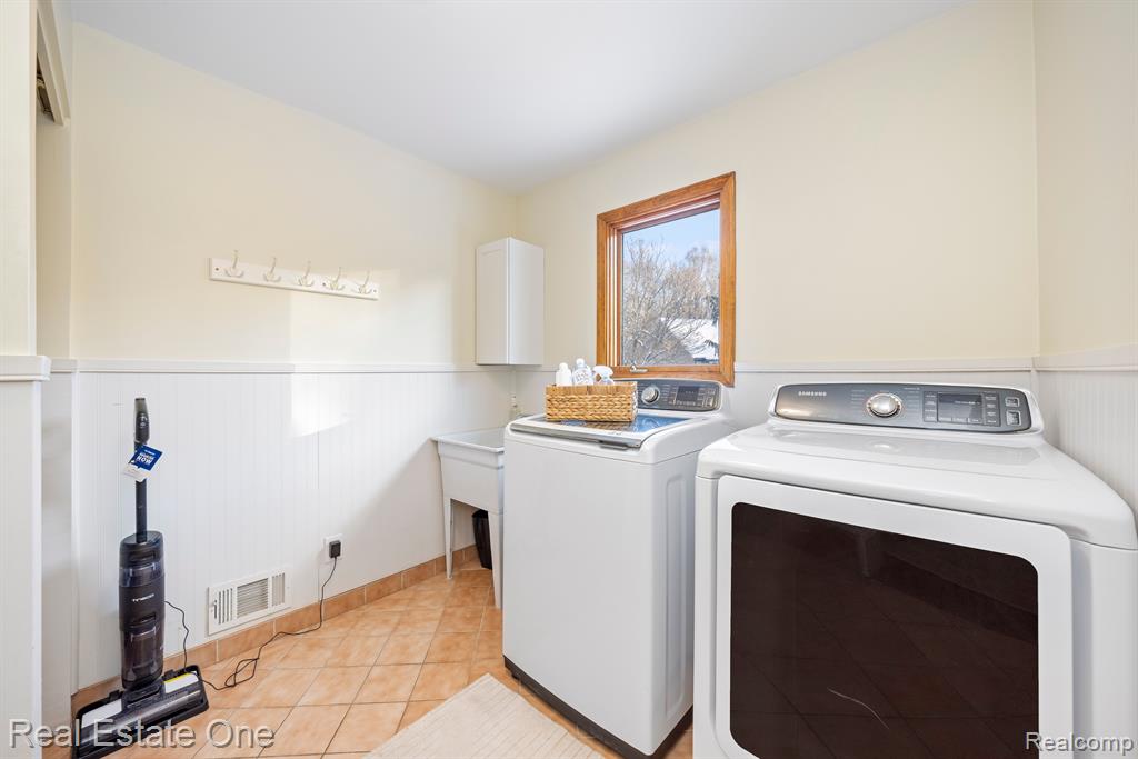 6540 NADETTE, Clarkston, MI — Photo 34