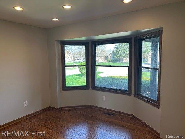 40015 VACHON Drive, Sterling Heights, MI 48313 — Photo 15