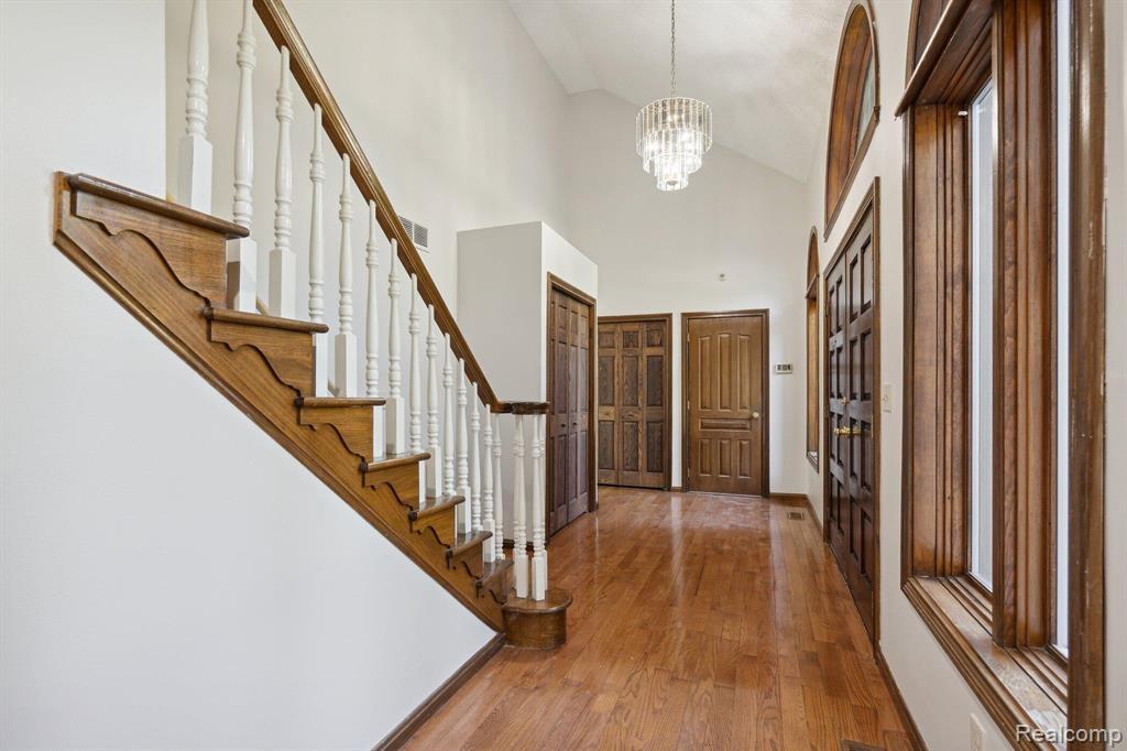 7910 Nankin Mills Street, Westland, MI — Photo 4