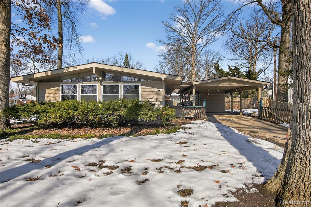 2344 S Circle Drive, Ann Arbor, MI 48103 — Photo 31