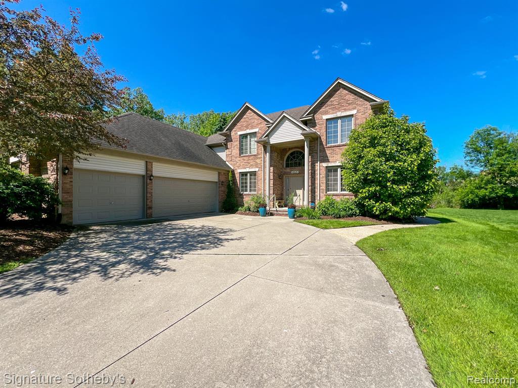 54647 AURORA Park, Shelby Twp, MI 48316 — front exterior