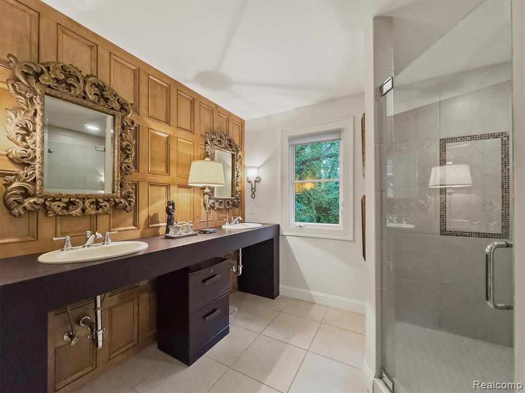 5484 Waldon Road, Clarkston, MI 48348 — Photo 44