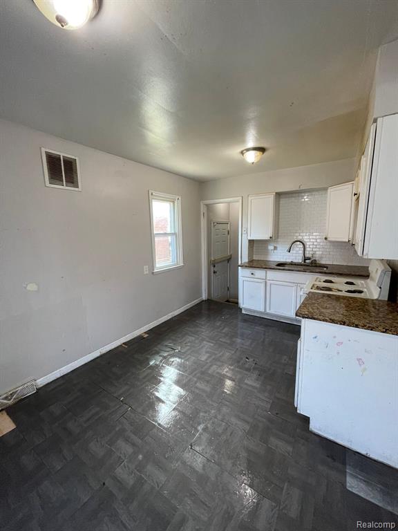 16500 EASTBURN Street - Photo 5