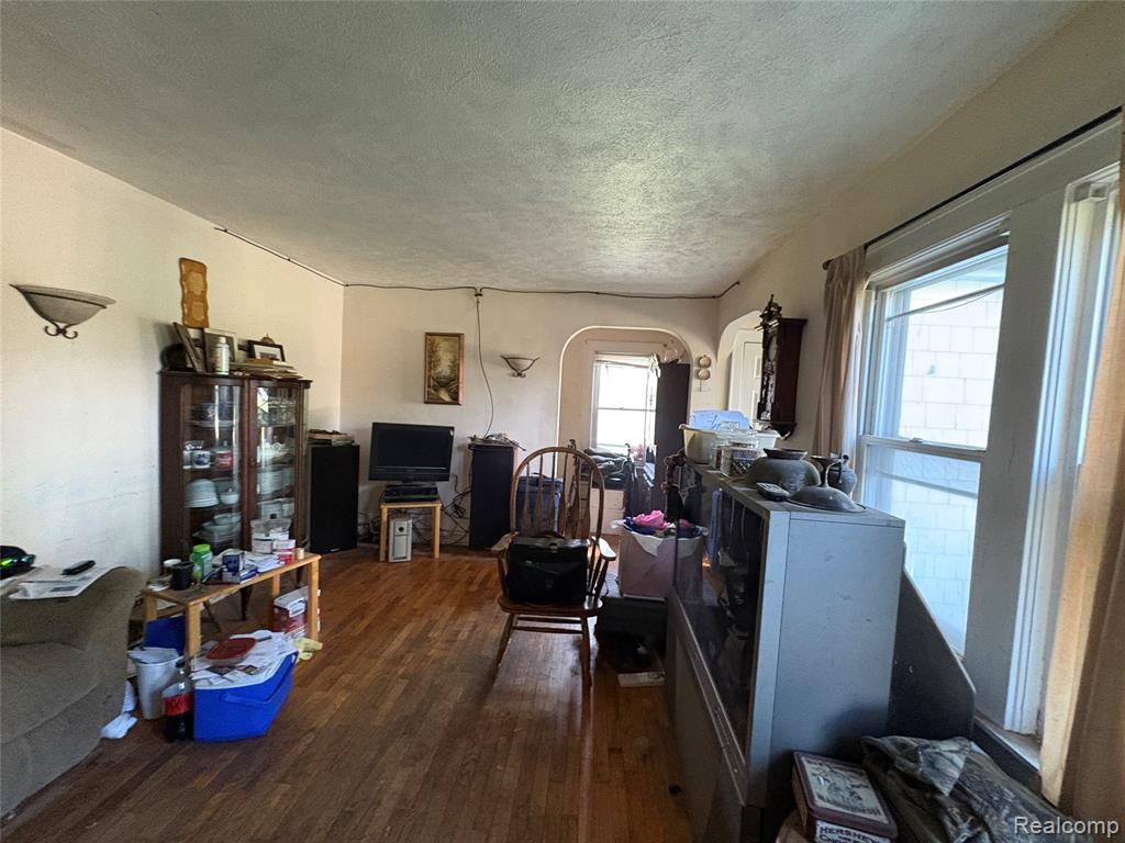 818 Loa Street, Lansing, MI 48910 — Photo 9
