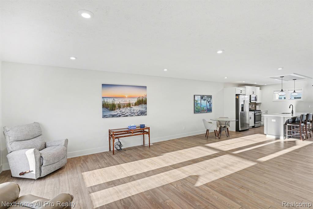 3827 Zaharas Lane, 26, Okemos, MI 48864 — Photo 4