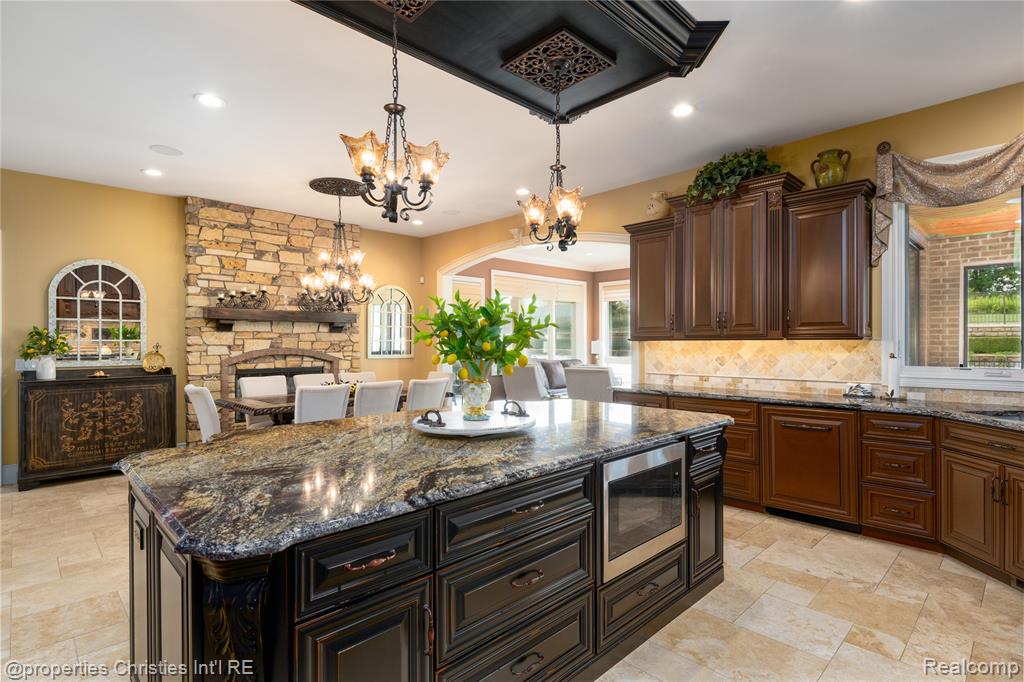 48928 Barola Court, Northville, MI 48167 — Photo 19