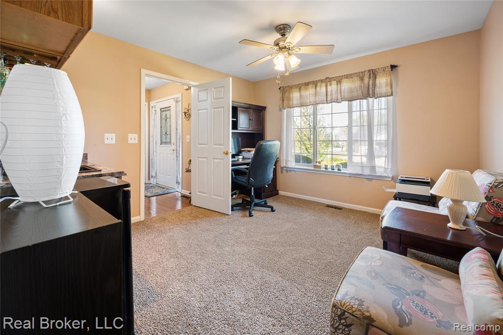 58767 Hunters Court, South Lyon, MI 48178 — Photo 18