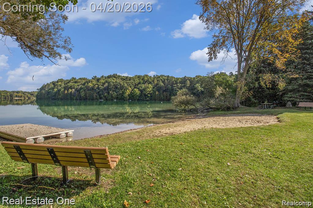 1355 Grebe Road, Highland, MI — Photo 31