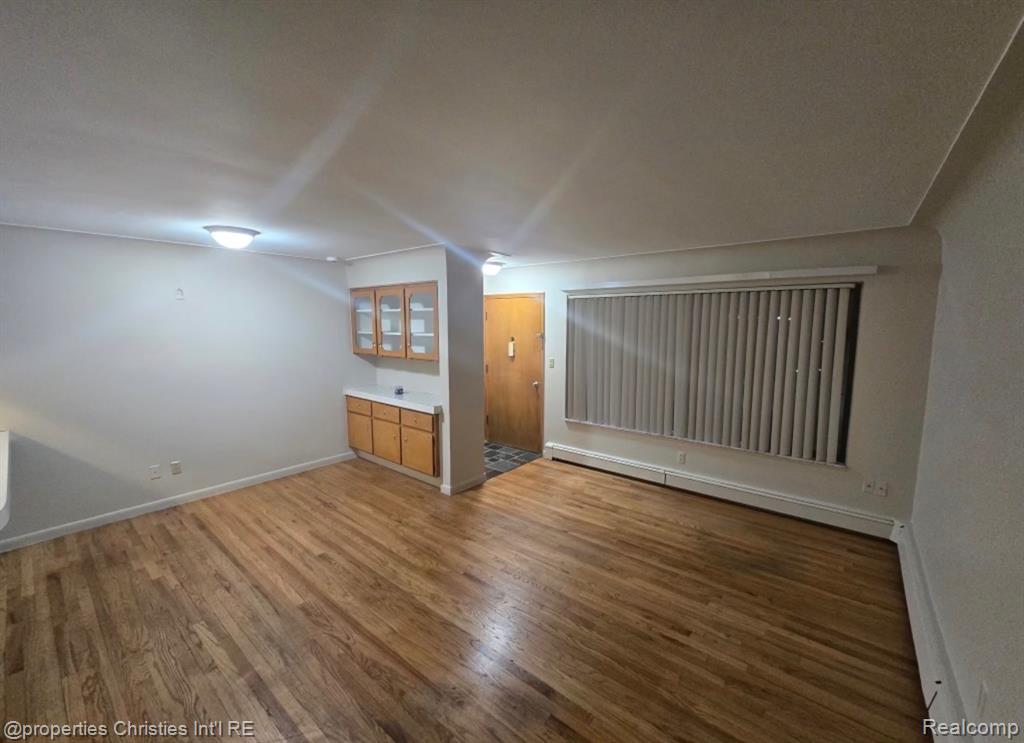 995 N Cass Lake Road, Waterford, MI 48328 — Photo 7