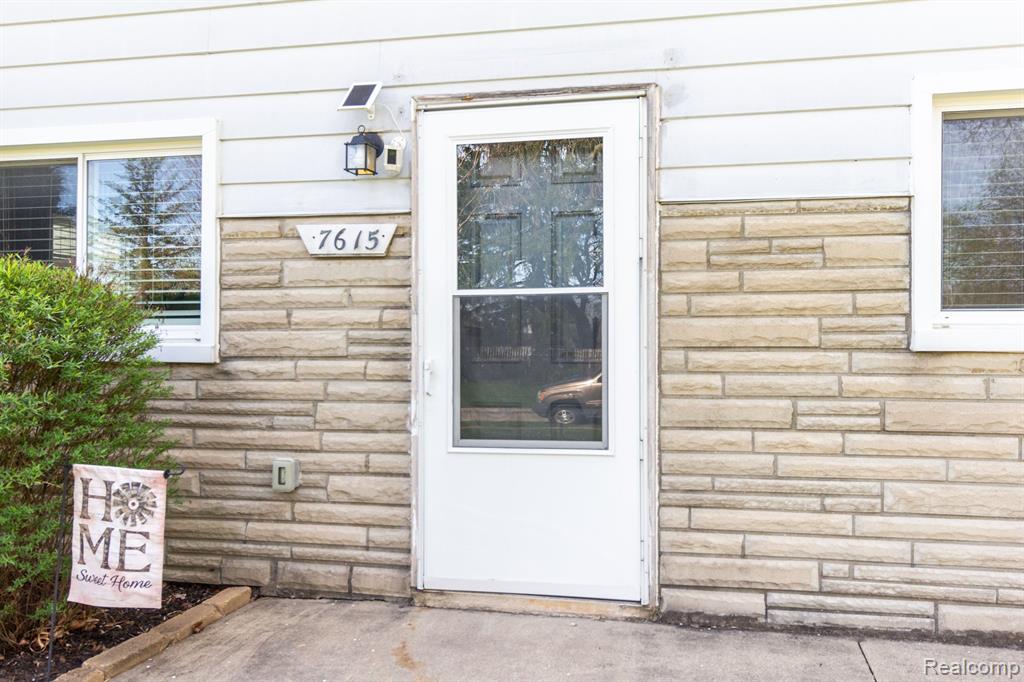 7615 DEERING Street, Westland, MI — Photo 4