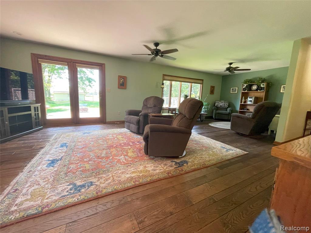 7666 Labo Road, South Rockwood, MI — Photo 13