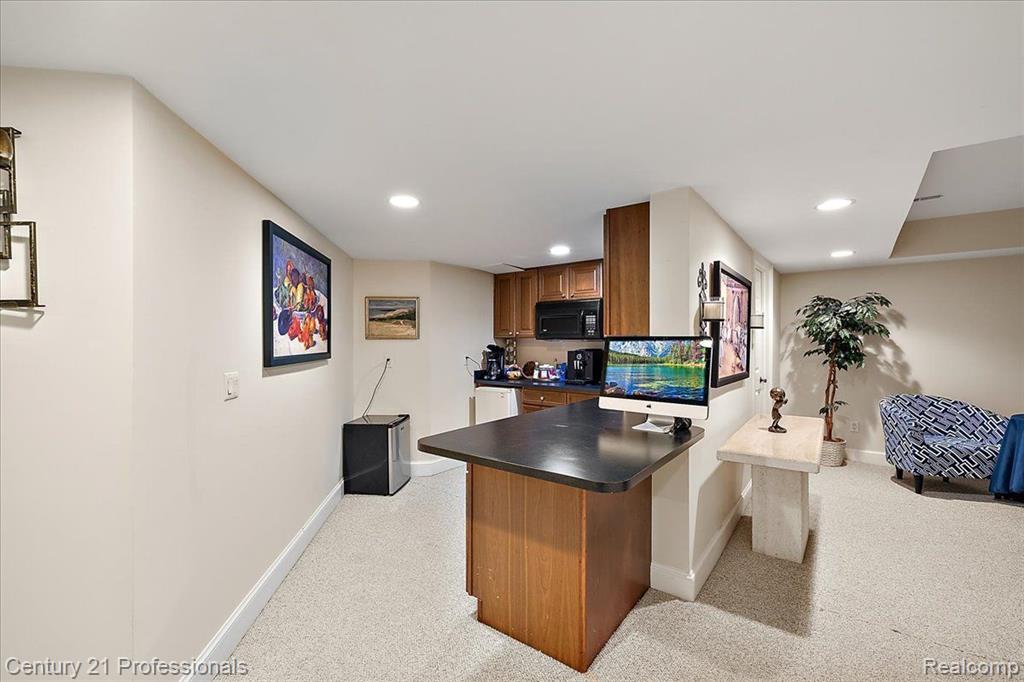 4735 OAKHURST RIDGE Road, Clarkston, MI 48348 — Photo 54