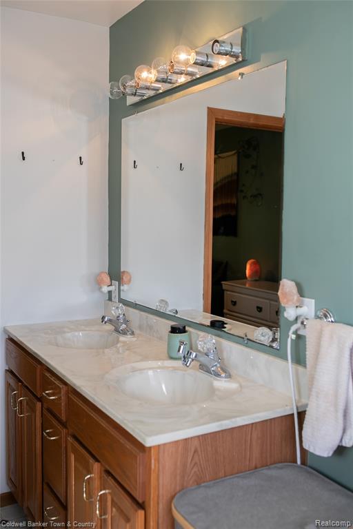 717 N Youngs Road, Attica, MI 48412 — Photo 36