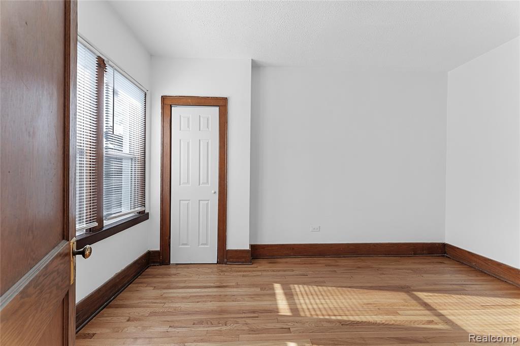 444 Orange Street, Wyandotte, MI 48192 — Photo 10