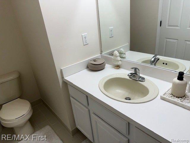 43195 WOODBRIDGE Drive, Clinton Twp, MI 48038 — Photo 28