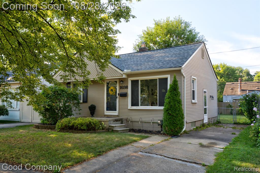 1698 Annabelle Street, Ferndale, MI 48220