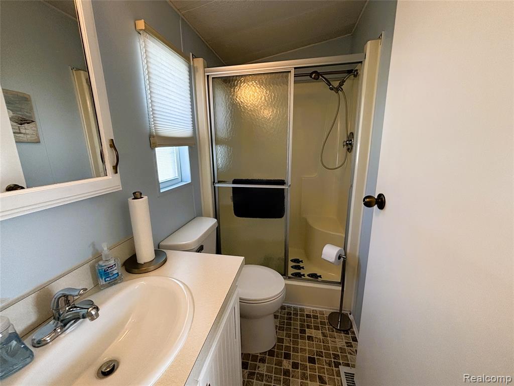 5244 Independence Lane, 52, Lexington, MI 48450 — Photo 17