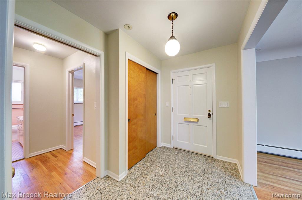 1827 Coronada Street, Ann Arbor, MI 48103 — Photo 7