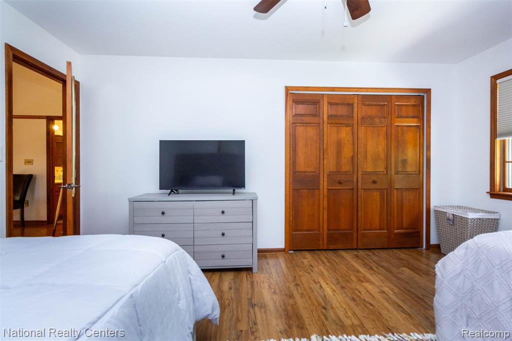 8706 Buckland Drive, South Lyon, MI 48178 — Photo 28