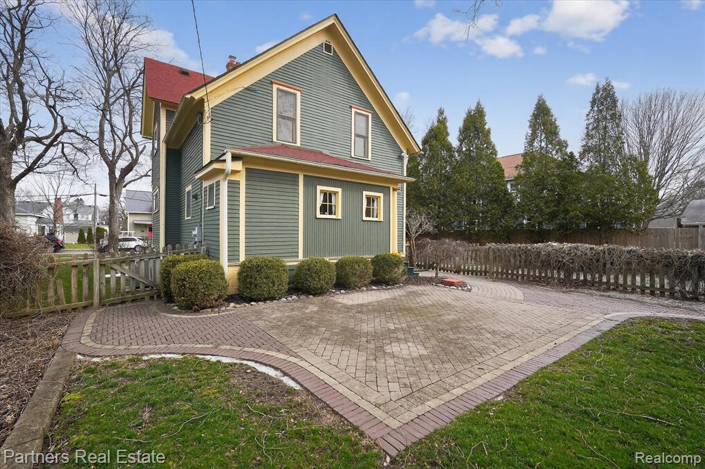 415 W Sibley Street, Howell, MI 48843 — Photo 42