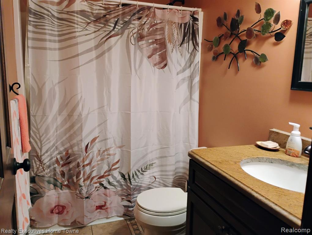 1050 WALES RIDGE Road, Wales, MI — Photo 19