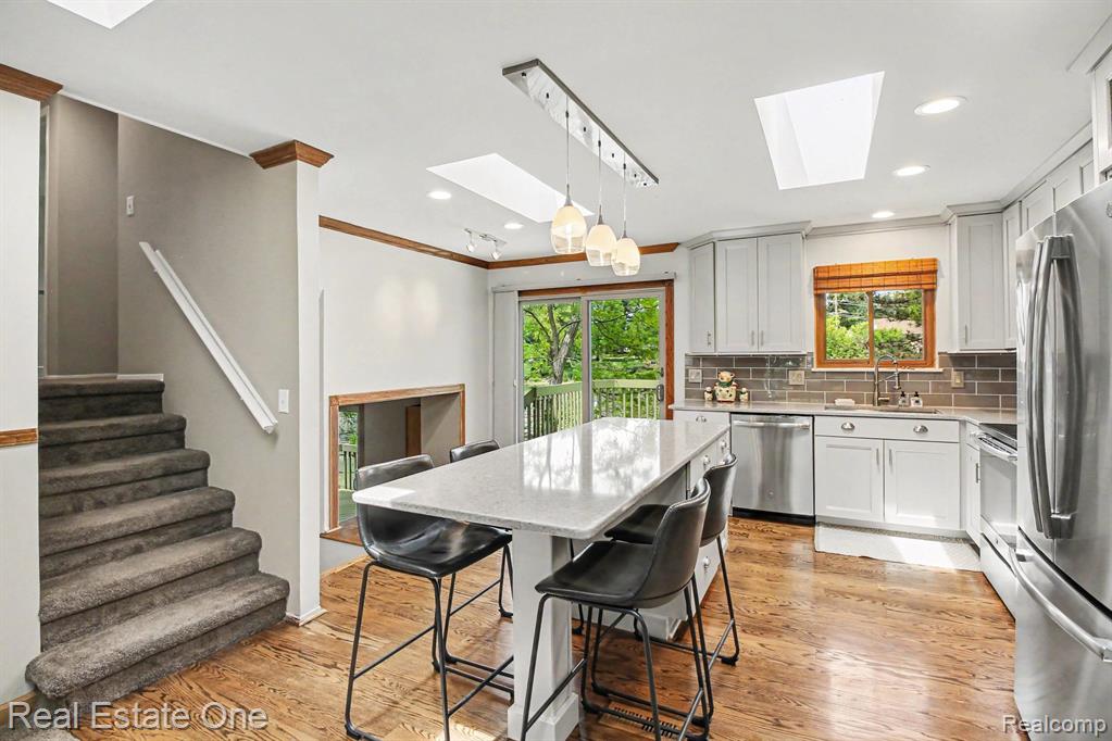 520 W Huron Street, Milford, MI 48381 — Photo 4