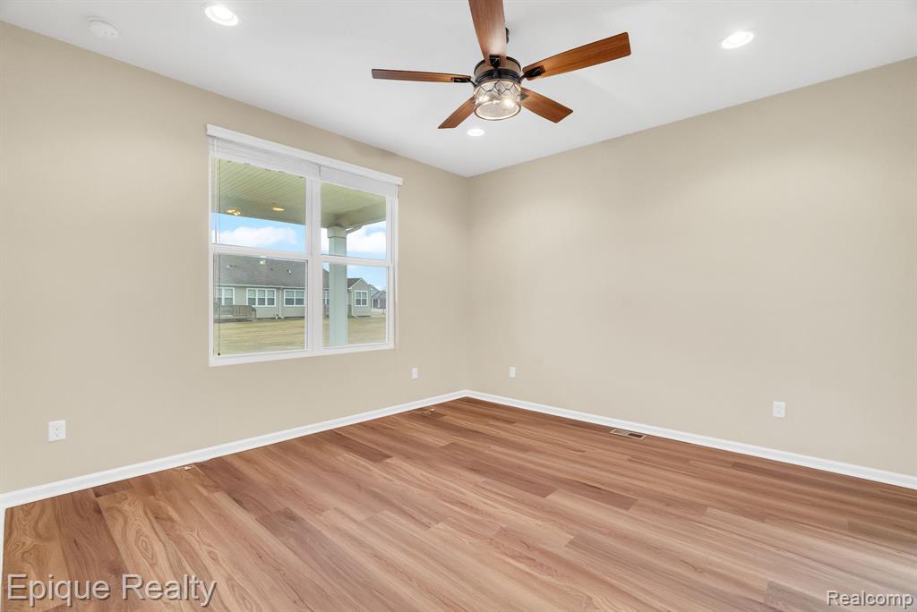 9415 Sand Hill Drive, Grand Blanc, MI 48439 — Photo 23