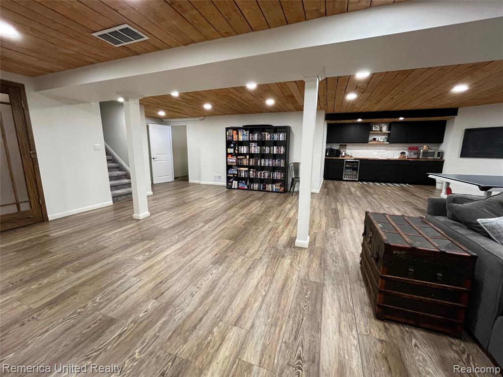 49022 Plum Tree Court, Plymouth, MI 48170 — Photo 41