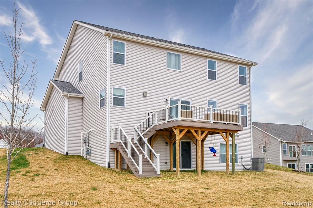 8030 CARSTON Lane, Brighton, MI 48116 — Photo 34