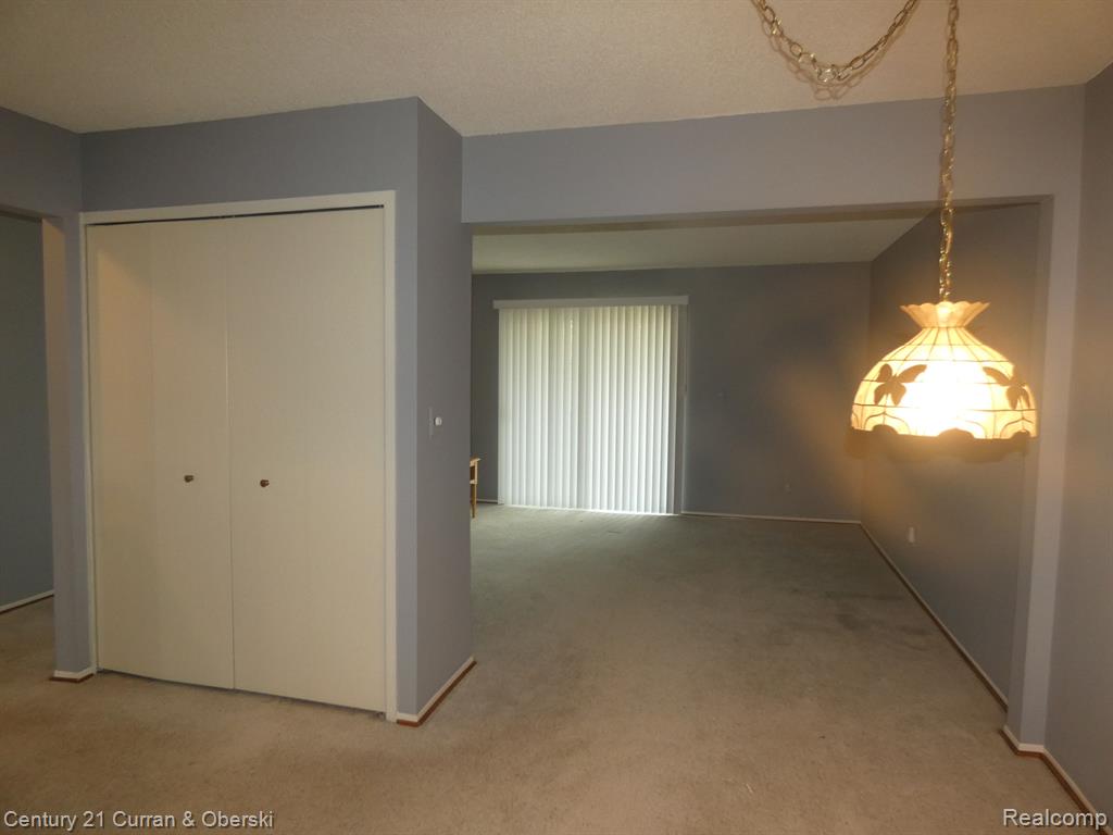 42563 PLYMOUTH HOLLOW Drive, Plymouth, MI 48170 — Photo 11