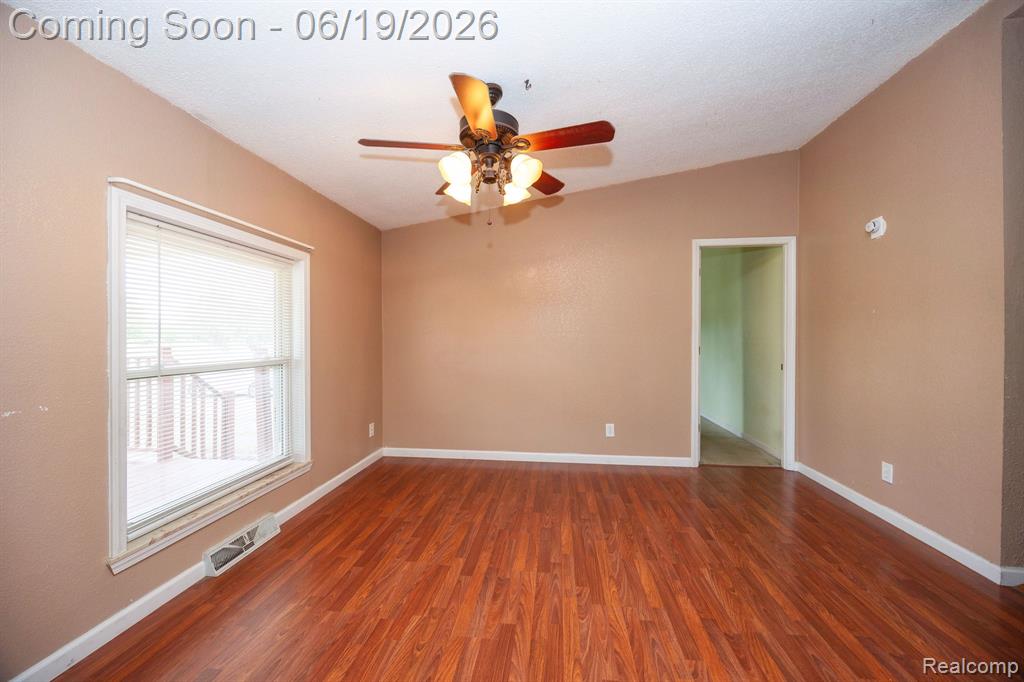 7860 War Road, Newport, MI 48166 — Photo 16