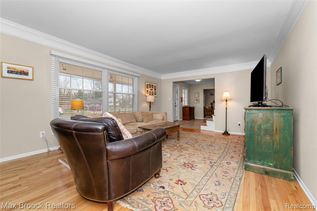 7118 Cathedral Drive, Bloomfield Hills, MI 48301 — Photo 15