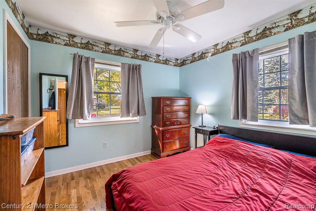 4413 OLD CARRIAGE Road, Flint, MI 48507 — Photo 15