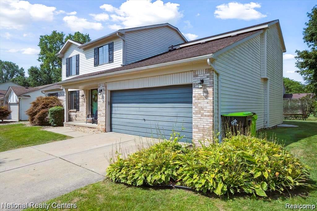 24897 Fairway Hills Drive, Novi, MI — Photo 2