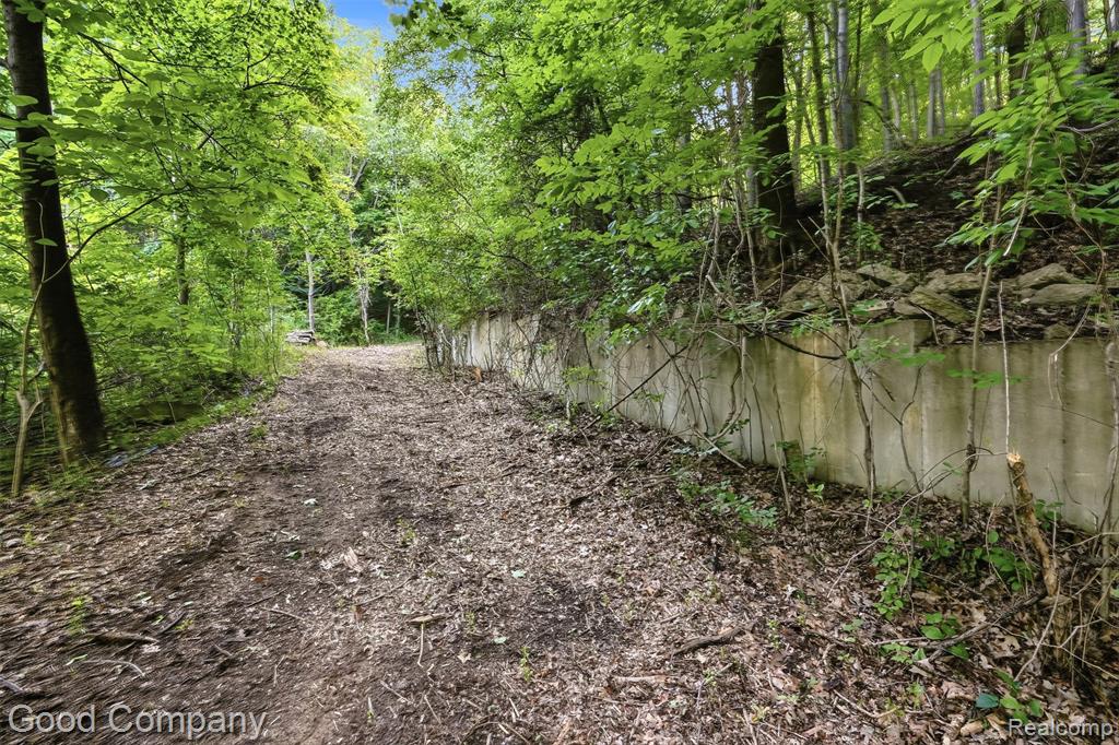 4575 Orion Road, Oakland, MI 48307 — Photo 11