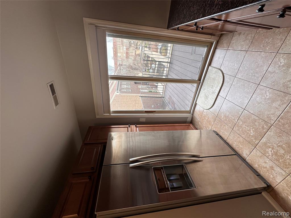 4240 Maple Street, Dearborn, MI 48126 — Photo 4