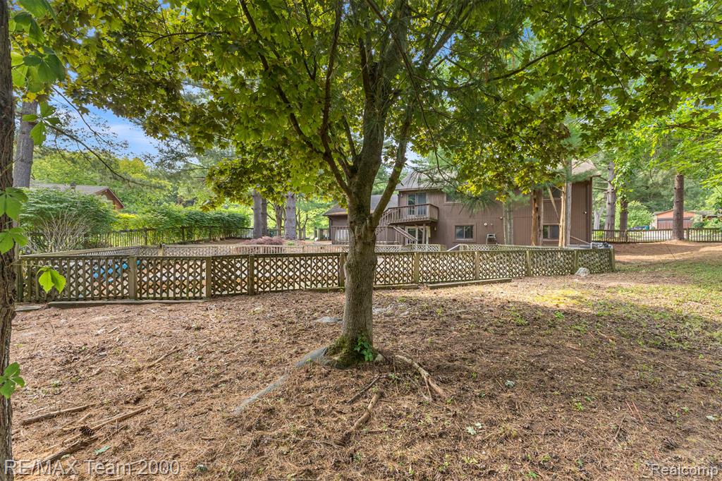 5445 Pine View Drive, Ypsilanti, MI 48197 — Photo 31