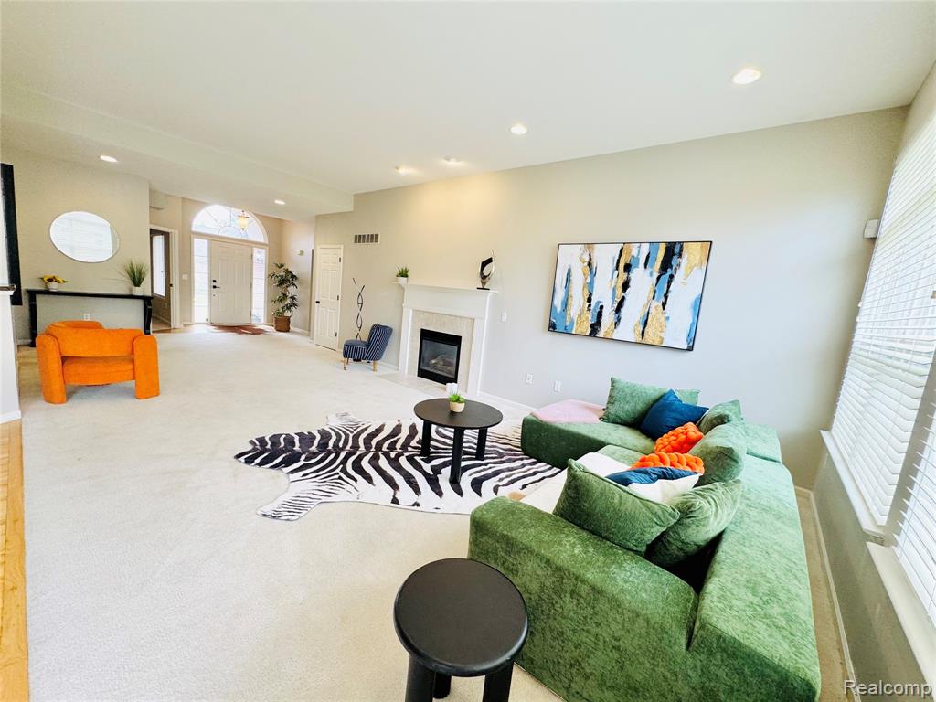 49401 N Glacier, Northville, MI 48168 — Photo 4