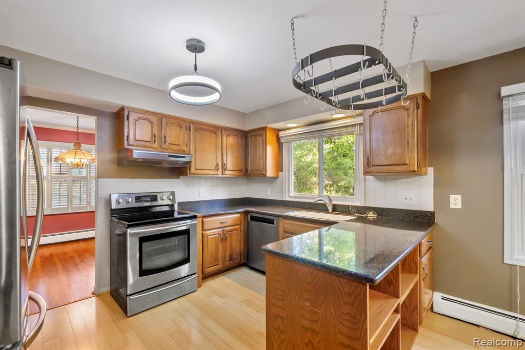 6950 Killarney Drive, Troy, MI 48098 — Photo 19