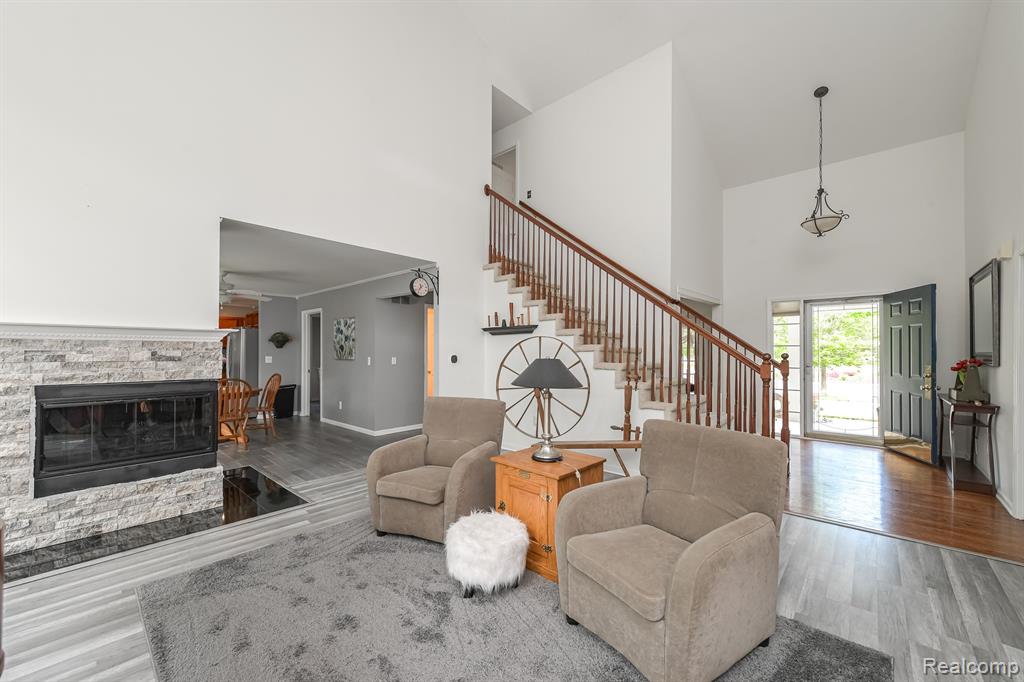 5842 GLEN CREEK Court, Ann Arbor, MI 48108 — Photo 7