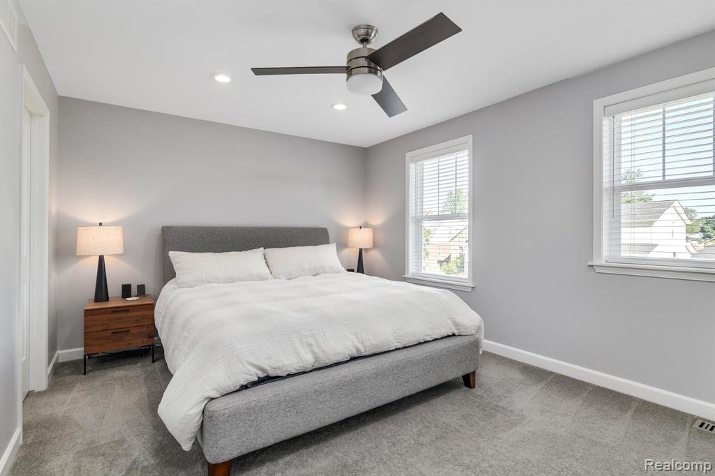 438 E GOULSON Avenue, Hazel Park, MI 48030 — Photo 18