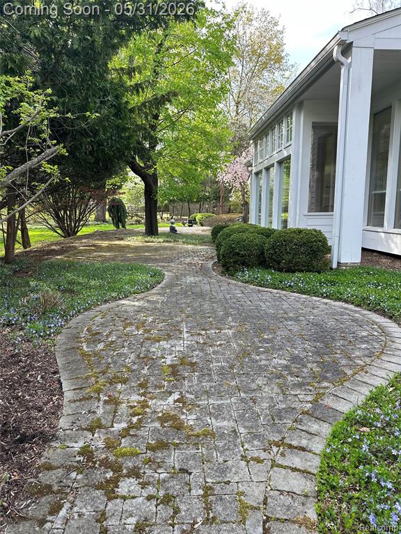 26580 Wellington Road, Franklin, MI 48025 — Photo 53