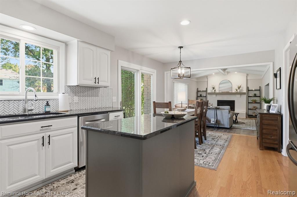 45555 S Turtlehead Court, Plymouth, MI 48170 — Photo 14