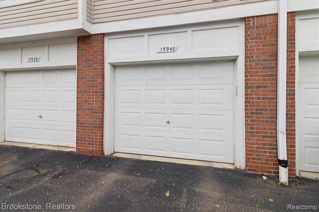 15940 Morningside, Northville, MI 48168 — Photo 30