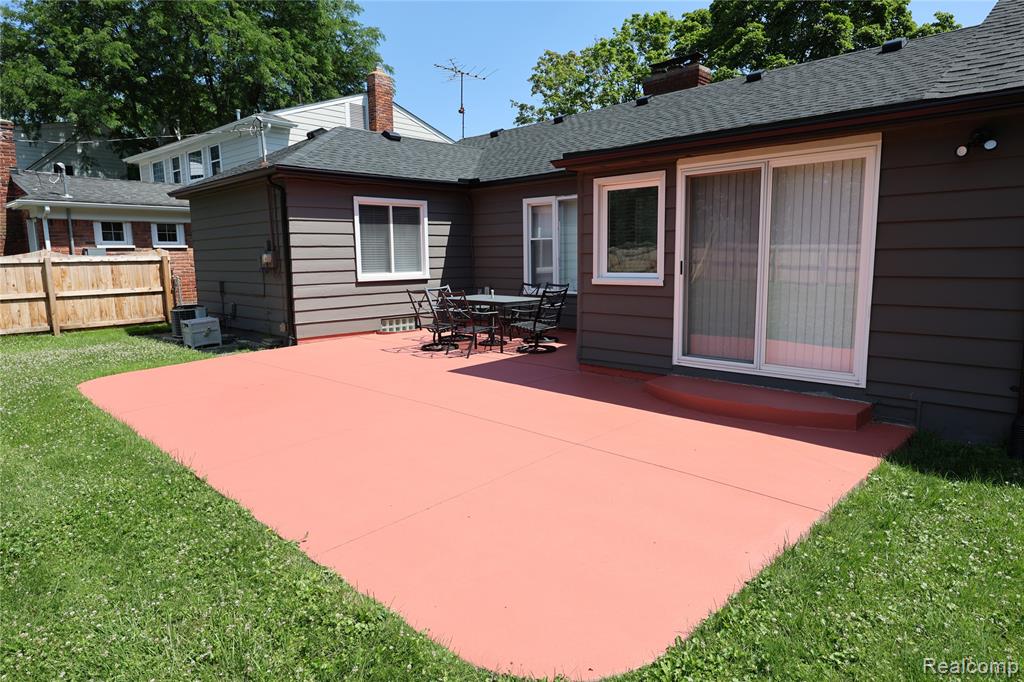 4121 Seminole Drive, Royal Oak, MI 48073 — Photo 15