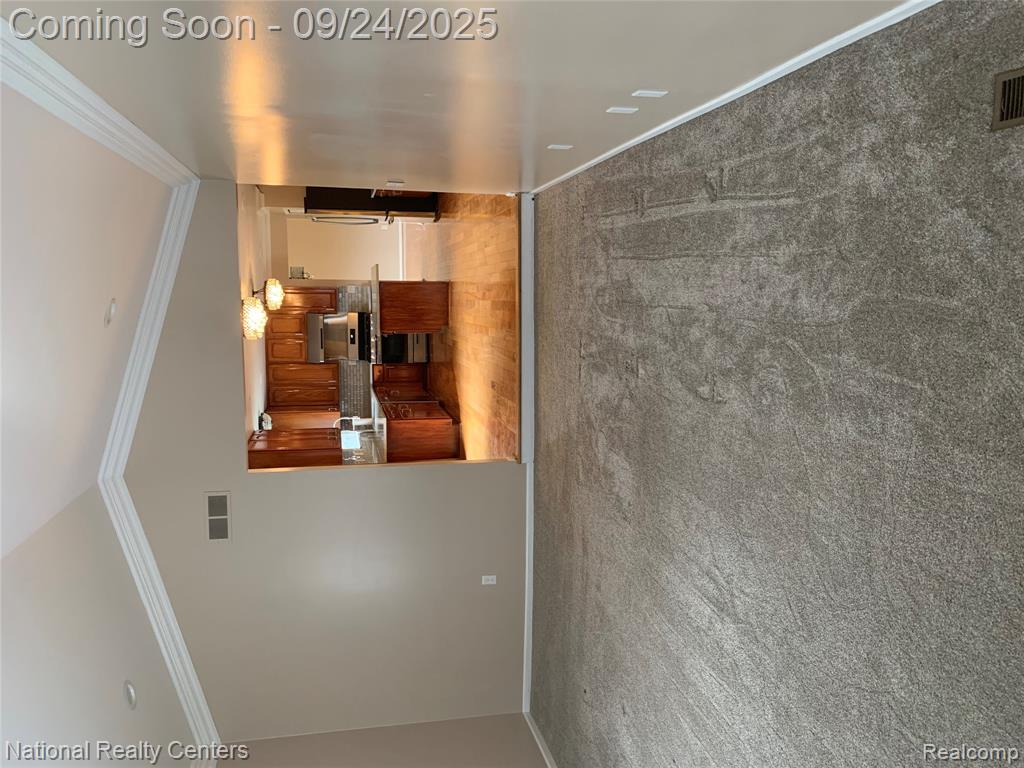 40560 Deer Creek Drive, Canton, MI 48188 — Photo 8