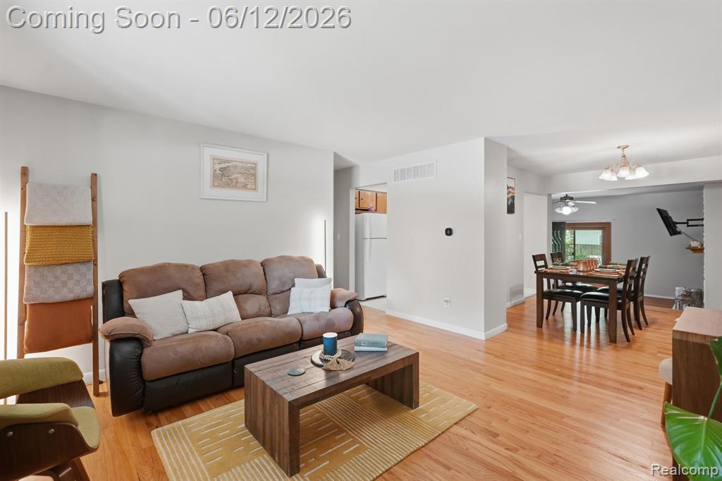 1061 Western Drive, Ann Arbor, MI 48103 — Photo 10