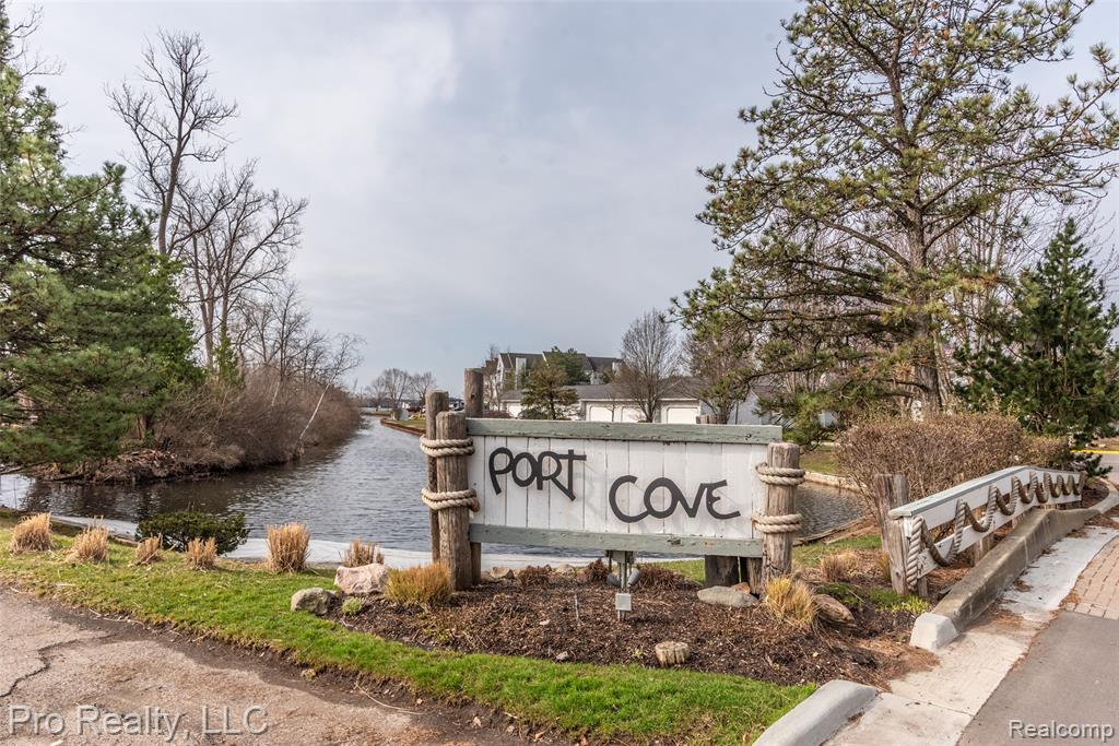 3559 Port Cove Drive, Waterford, MI 48328 — Photo 2