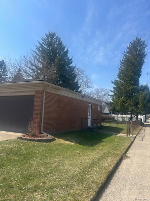 27463 Bonnie Drive, Warren, MI 48093 — Photo 15